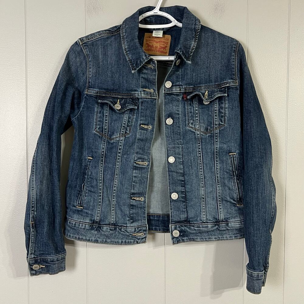Levis Womens Medium Denim Trucker Jacket Blue Classic Button Front